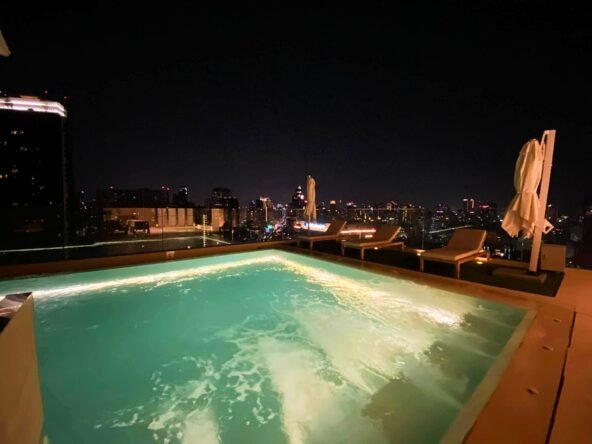 Luxury Condo with Stunning Views | 19.5M | Fully Furnished and Equipped in Thonglor