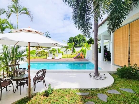 Live the Dream: Own a Villa Near Blue Port