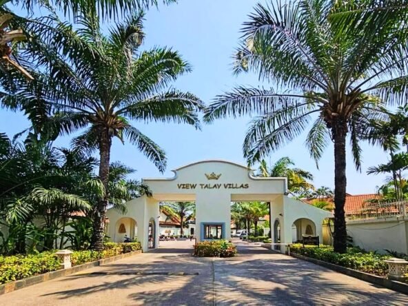 Beachfront Villa for Sale | View Talay | Pattaya