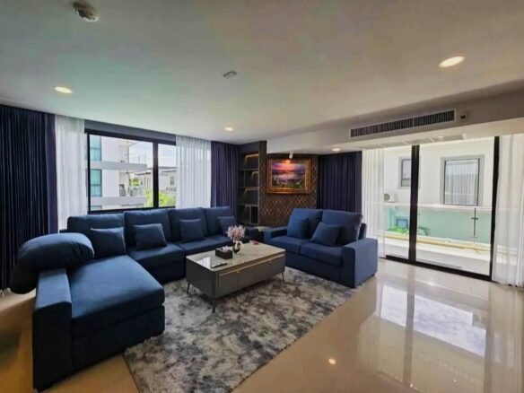 High-End Condo with Modern Amenities | 8.95M | Gardenia