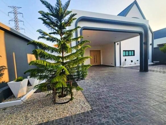 3-Bedroom Villa | Private Pool | Pattaya