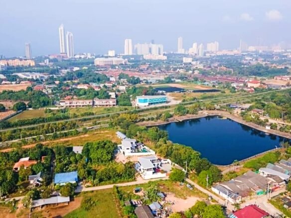 Serene Pool Villa Near Kaem Ling Reservoir | Huai Yai