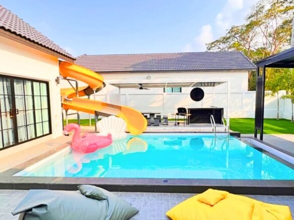 Beachfront Pool Villa | Mab Prachan