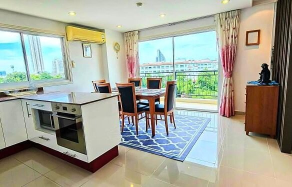 Live the Dream: Own a Beachfront Condo in Pattaya