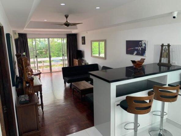 🏖️Beachfront Condo for Sale in Bang Saray, Sattahip