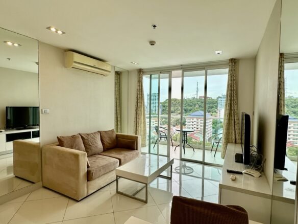 Sea View Condo with Foreign Quota in Pratumnak