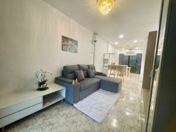 🏨Renovated Townhouse for Sale in Central Pattaya