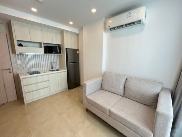 Modern Condo Unit Available in Olympus Building | Pattaya