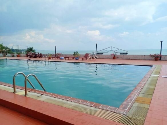 ขายคอนโด บ้านฉางคลิฟวิว1 อยู่ชั้น 2 พื้นที่ 45 ตรม. ติดหาดพลา,Banchang Cliff View, Building 1. Condominium for Sale