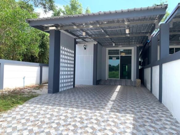 ขายบ้านเดี่ยวโซนบ้านแลง อ.เมืองระยอง ใกล้บริษัท IRPC. Single house for sale at Ban Lang, Mueang Rayong, Rayong.