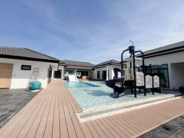 Poolvilla for sale 100% completed, location Huai Yai, Pattaya.