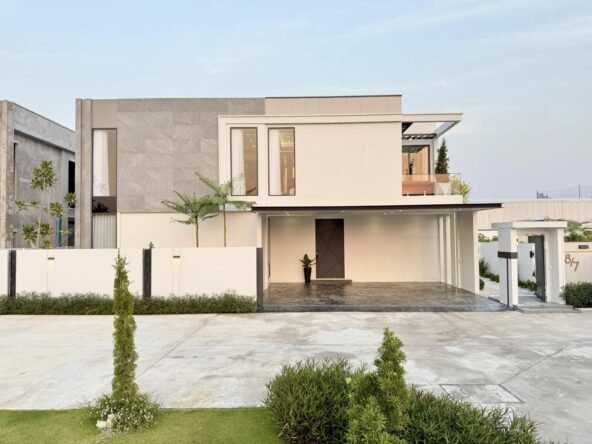 House for sale Luxury Modern Pool Villa. ขายบ้านเดี่ยวพูลวิลล่าสุดหรูสไตล์โมเดิร์น