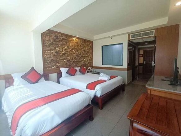 For rent: 3-star hotel in the heart of Pattaya, 160 rooms. ให้เช่า โรงแรม 3 ดาว ใจกลางเมืองพัทยา จำนวนห้องพัก 160 ห้อง