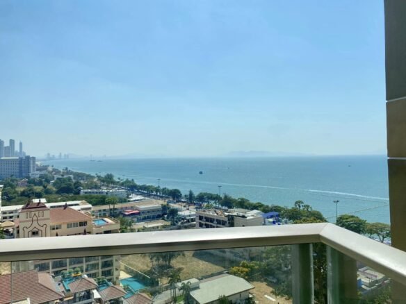 For rent Copacabana beach Jomtien.