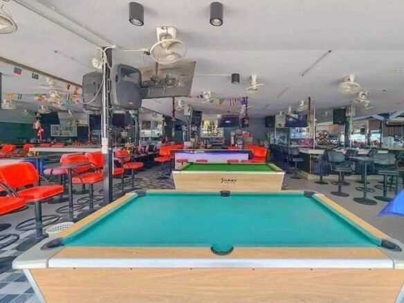 เซ้ง❗️บาร์🍷ทำเลดี ต้นซอย 8 ใกล้ห้างเซ็นทรัลบีช ฝั่งเรียบหาด