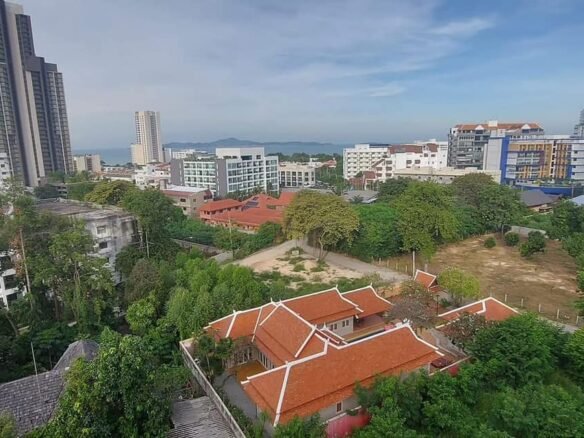 Land for sale on Khao Phra Tamnak, Soi 6. ขาย ที่ดินบนเขาพระตำหนัก ซอย 6