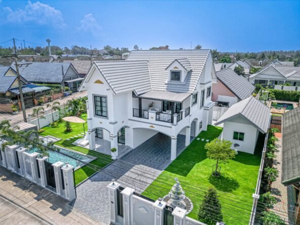 Luxury house, garden view, quiet atmosphere, ready for sale. บ้านหรู วิวสวน บรรยากาศเงียบสงบ พร้อมขาย