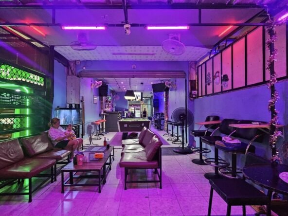 Bar for rent, prime location – Soi Bua Khao. เซ้งบาร์ทำเลดี – ซอยบัวขาว