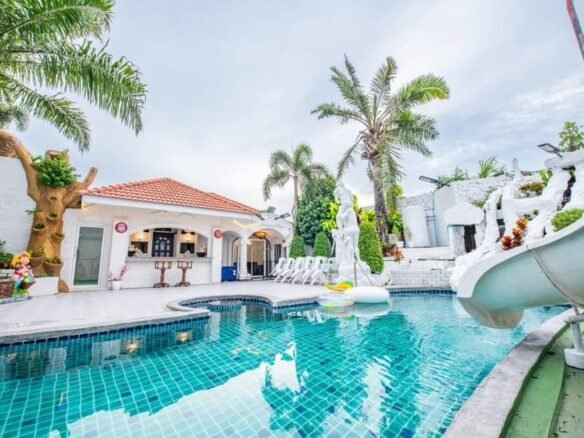 Pool villa for sale or rent Near Bang Saray Beach only 5 minutes. ขาย/เช่า บ้านเดี่ยว พร้อมสระว่ายน้ำส่วนตัว ใกล้หาดบางเสร่ เพียง 5 นาที