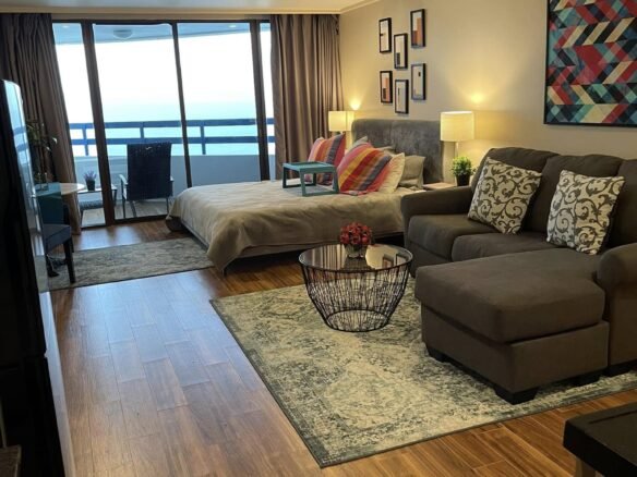 For Sale Beachfront Jomtien Plaza Condotel | 22nd Floor. ขายคอนโดเทลริมหาด จอมเทียนพลาซ่า | ชั้น 22