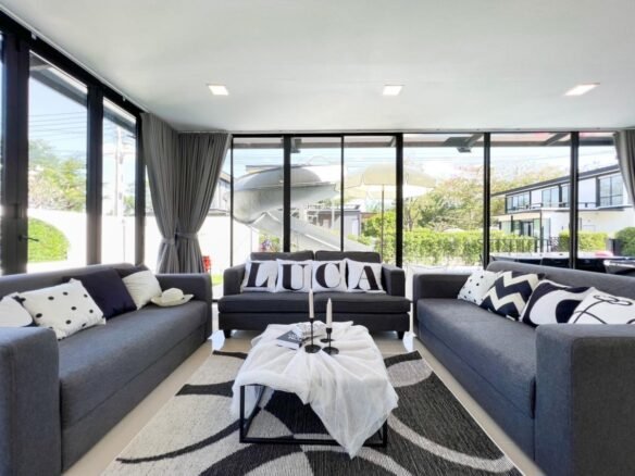 Pool villa for sale with tenants, income 80,000 baht/month . ขายบ้านพูลวิลล่าพร้อมผู้เช่า รายได้ 80,000 บาท/เดือน