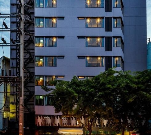 Hotel for sale – Prime location in the heart of Bangkok, near MRT Hua Lamphong, only 400 meters!. ขายโรงแรม – ทำเลทอง ใจกลางกรุงเทพฯ ใกล้ MRT หัวลำโพง เพียง 400 เมตร