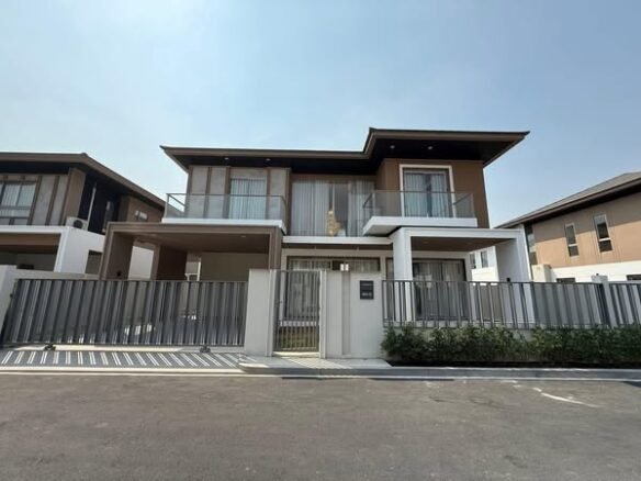 Single house, fully furnished, ready to move in, near Regent’s International School Pattaya. บ้านเดี่ยว ตกแต่งครบ พร้อมเข้าอยู่ ใกล้โรงเรียนนานาชาติรีเจ้นท์ พัทยา