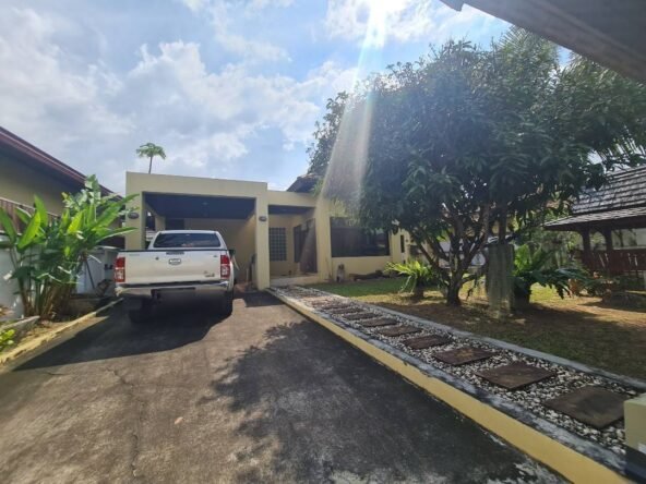 ขายบ้านพร้อมสระว่ายน้ำส่วนตัว – ทำเลดี บางเสร่. House for Sale with Private Swimming Pool.