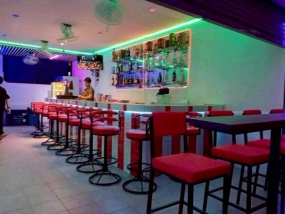 ด่วน‼️ เซ้งบาร์ใหม่มากๆ — ทำเลดีใจกลางพัทยา. Urgent‼️ Bar for Takeover — Practically Brand New in Pattaya.