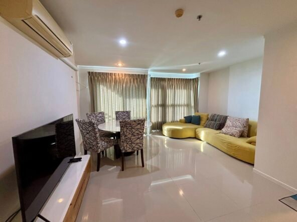 ให้เช่าคอนโด 23,000 บาท/เดือน. Condo for Rent: 23,000 THB/Month