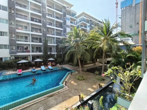 Condo pool view for Sale and Rent in Diamond Suites Resort South Pattaya