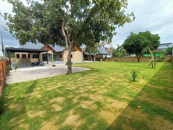 Private Pool Villa for Sale in Soi Siam Country Club, Pattaya