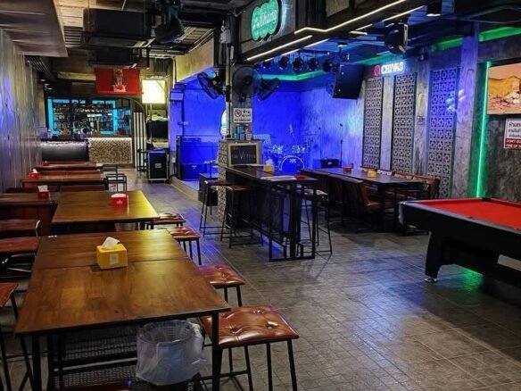 For sale/lease 5-storey hotel-restaurant-bar. ปล่อยขาย/ปล่อยเซ้ง โรงแรม-ร้านอาหาร-บาร์ 5 ชั้น